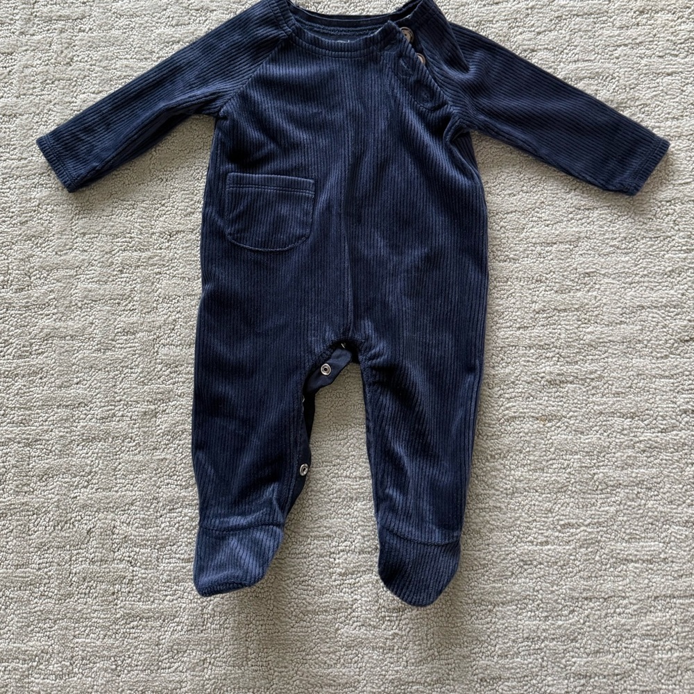 Baby boy, mud pie, navy blue velour, one piece size 0 to 3 months